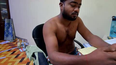 Snapshot of tamilan_da75 chatting on 03-13-26, 03:24 tamilan_da75 online show from 03-13-26, 03:24