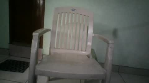 Snapshot of tamilboy5080 chatting on 12-15-25, 09:24 tamilboy5080 online show from 12-15-25, 09:24