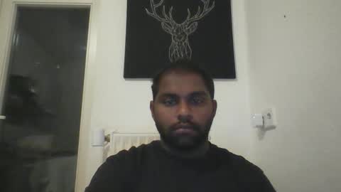 tamilpaiyan09 online show from 05-15-26, 08:38