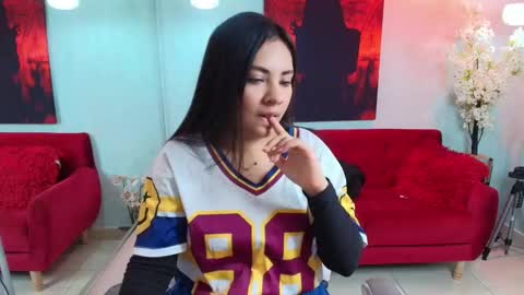 Snapshot of tammy_petit chatting on 09-12-25, 03:50 Tammy online show from 09-12-25, 03:50