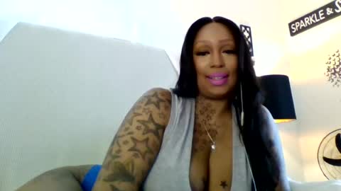 Snapshot of tammygold chatting on 07-07-26, 06:12 Tammygold online show from 07-07-26, 06:12