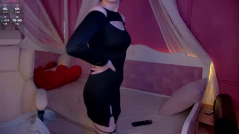 Snapshot of tammymays chatting on 06-18-26, 07:18 Tammy Mays online show from 06-18-26, 07:18
