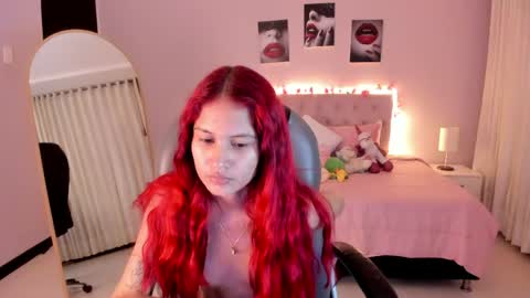 Snapshot of tamy_edwards chatting on 06-07-26, 08:18 Tamy online show from 06-07-26, 08:18