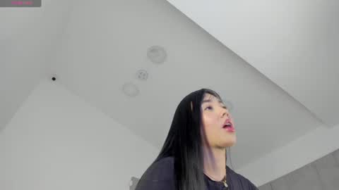 Snapshot of tamy_leen chatting on 06-24-26, 10:03 Tamy Leen online show from 06-24-26, 10:03