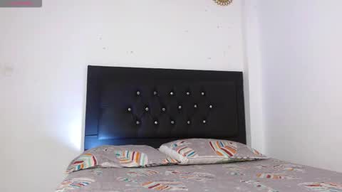 Snapshot of tamy_sexygirl chatting on 09-22-25, 03:08 tamy online show from 09-22-25, 03:08