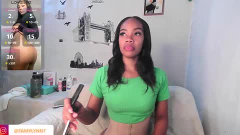 Snapshot of tamylynn05 chatting on 10-14-25, 12:00 tamylynn online show from 10-14-25, 12:00