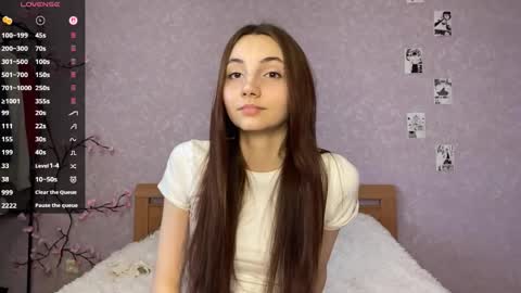 Alice online show from 05-20-26, 04:13