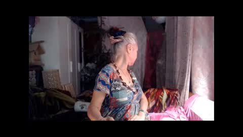 Milena online show from 10-18-25, 03:46