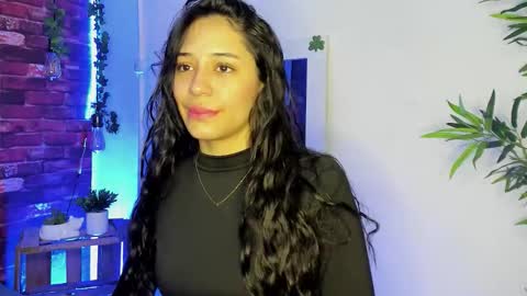 tania06 online show from 09-11-25, 01:33