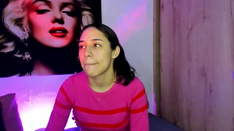 tania06 online show from 11-19-25, 01:11