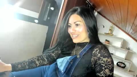 tania online show from 04-15-26, 07:58