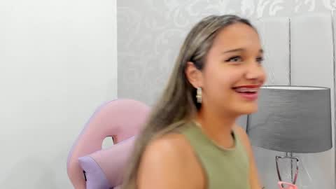 Snapshot of taniacarterr chatting on 02-03-25, 06:17 TaniaCarter online show from 02-03-25, 06:17