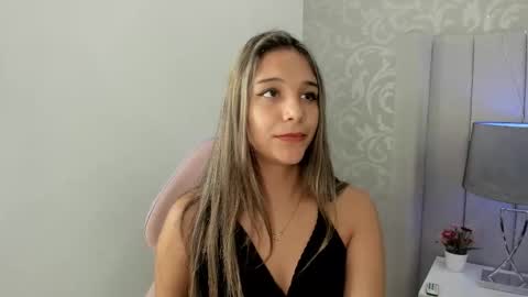 Snapshot of taniacarterr chatting on 02-26-25, 03:30 TaniaCarter online show from 02-26-25, 03:30