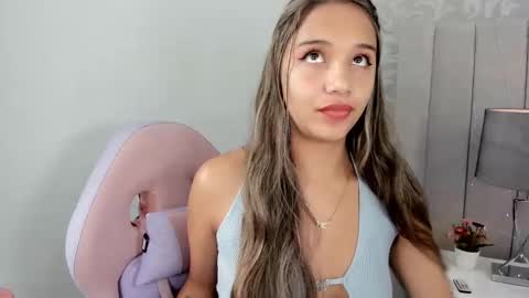 Snapshot of taniacarterr chatting on 03-03-25, 03:09 TaniaCarter online show from 03-03-25, 03:09