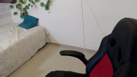 Tania  online show from 03-08-25, 05:22