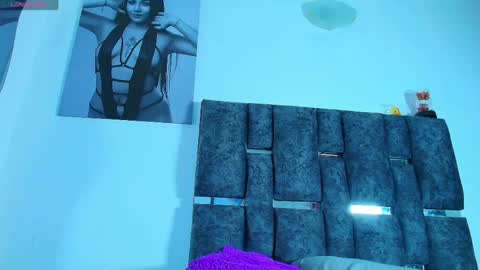 Snapshot of taniamilan chatting on 05-04-26, 09:05 Tania online show from 05-04-26, 09:05