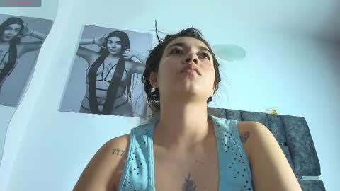 Snapshot of taniamilan chatting on 05-13-26, 09:17 Tania online show from 05-13-26, 09:17