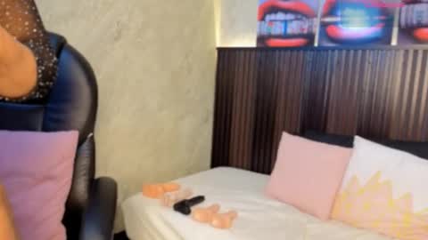 Tanisha online show from 03-19-26, 10:58