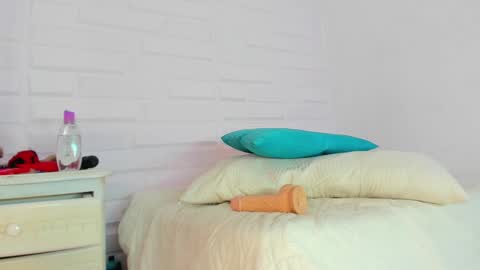 Tanisha  online show from 02-21-25, 04:59