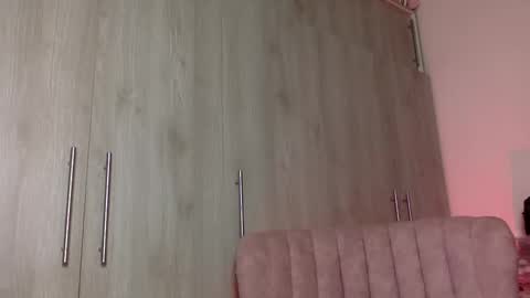 Snapshot of tanit_angels chatting on 11-19-25, 03:50 TANIT ANGELS online show from 11-19-25, 03:50