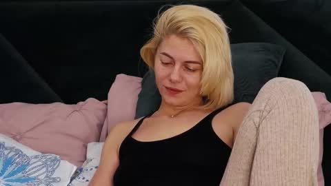 tanyaGrey online show from 02-19-26, 06:53