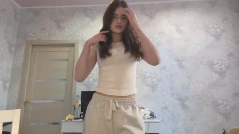 Snapshot of tannabeavin chatting on 03-25-26, 10:32 Vanessa online show from 03-25-26, 10:32