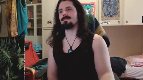 Snapshot of tantra_man_yogi chatting on 01-10-26, 01:46 Tantra Man Yogi online show from 01-10-26, 01:46