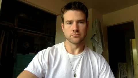 Dr. Love online show from 09-22-25, 03:25