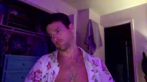 Dr. Love online show from 04-08-26, 01:49