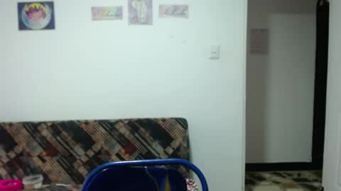 Angeline  Follow  online show from 05-19-26, 04:24