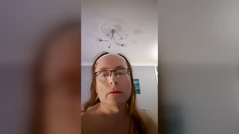 tanya853046 online show from 08-09-26, 12:12