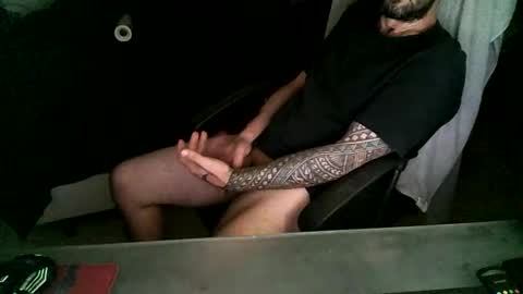 tarado_skype_cam online show from 04-18-26, 08:07