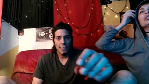 T  J   online show from 04-10-26, 04:06