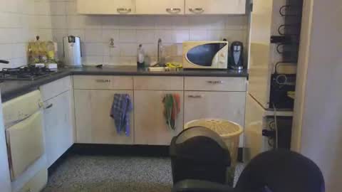 Snapshot of tarpat_20 chatting on 09-17-25, 06:04 Genaro Thode online show from 09-17-25, 06:04