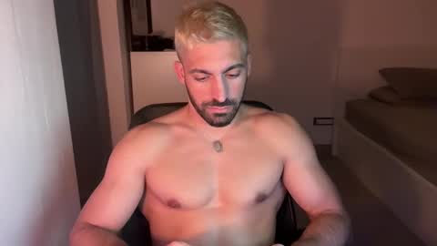 Snapshot of tarquit8 chatting on 09-08-25, 08:19 tarquit8 online show from 09-08-25, 08:19