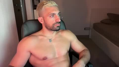 Snapshot of tarquit8 chatting on 09-10-25, 05:46 tarquit8 online show from 09-10-25, 05:46