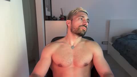 Snapshot of tarquit8 chatting on 09-27-25, 04:23 tarquit8 online show from 09-27-25, 04:23