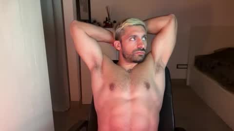 Snapshot of tarquit8 chatting on 10-03-25, 08:17 tarquit8 online show from 10-03-25, 08:17