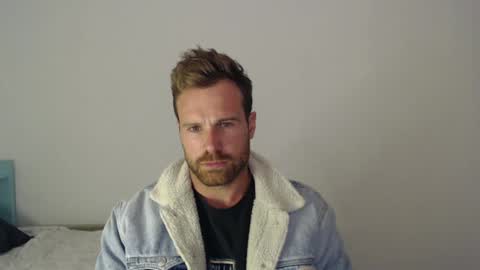 Snapshot of tarzan_thejungleboy chatting on 03-10-25, 06:56 Tarzan online show from 03-10-25, 06:56