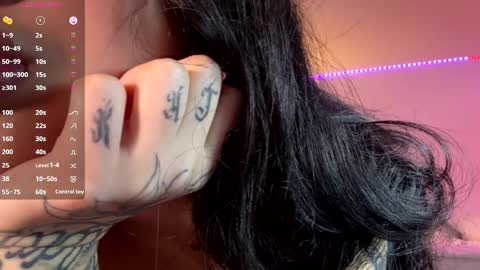 Snapshot of tashinadoncaster chatting on 05-02-26, 10:15 Viola online show from 05-02-26, 10:15