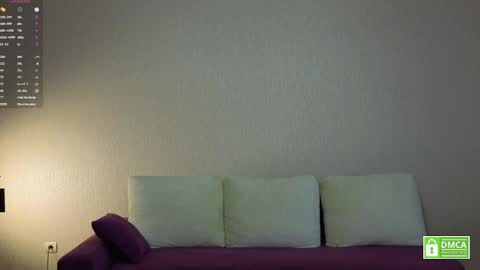 Snapshot of tashinapetitto chatting on 05-11-26, 07:36 Your Ressie online show from 05-11-26, 07:36