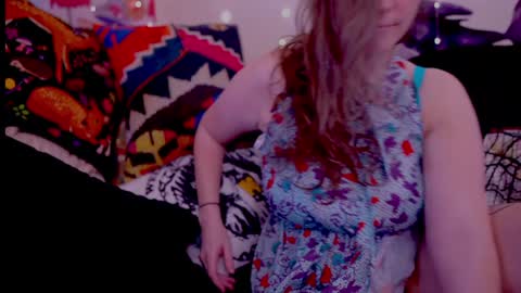 Snapshot of task_manager chatting on 02-01-25, 12:58 Vivian Clark online show from 02-01-25, 12:58