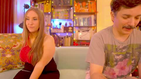 Snapshot of task_manager chatting on 02-14-25, 02:33 Vivian Clark online show from 02-14-25, 02:33