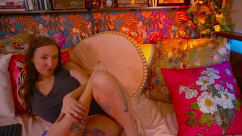 Vivian  Clark online show from 03-30-26, 03:02