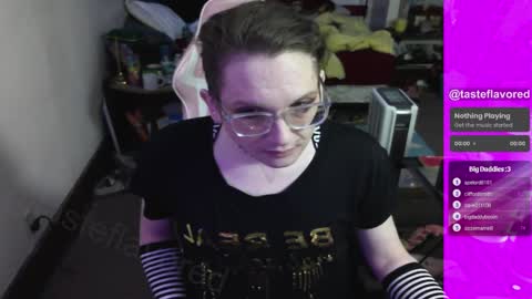 Snapshot of tasteflavored_femboy chatting on 03-03-25, 12:37 Taste online show from 03-03-25, 12:37