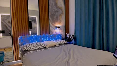 Snapshot of tasty__booty chatting on 01-09-25, 01:18 Ann online show from 01-09-25, 01:18