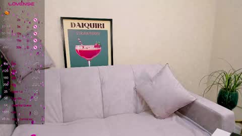 Snapshot of tasty__booty chatting on 02-24-25, 08:27 Ann online show from 02-24-25, 08:27