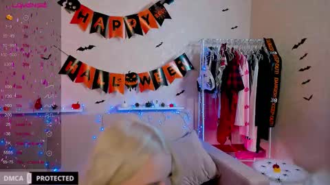 Snapshot of tasty__booty chatting on 10-29-25, 02:14 Ann online show from 10-29-25, 02:14