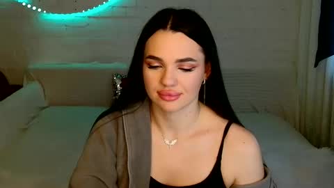 Snapshot of tasty_babyy chatting on 11-12-25, 12:38 tasty_babyy online show from 11-12-25, 12:38