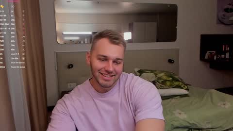 Snapshot of tasty_justin chatting on 01-25-25, 04:02 My shows 2100500 UTC3 online show from 01-25-25, 04:02